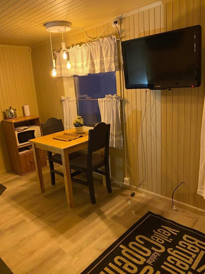 Koselig Studioleilighet I Svolvaer - Lofoten Ved Svolvaergeita, Djevelporten Εξωτερικό φωτογραφία